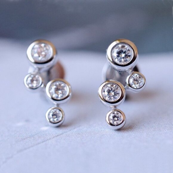 🎊 Luxury Bezel Setting Round Shaped CZ Stud Earrings, MLNN1038 - Picture 3 of 4